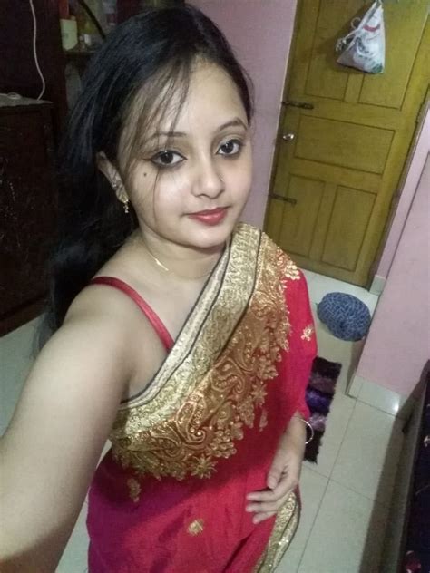 nude pic indian bhabhi|Nude bhabhi photos